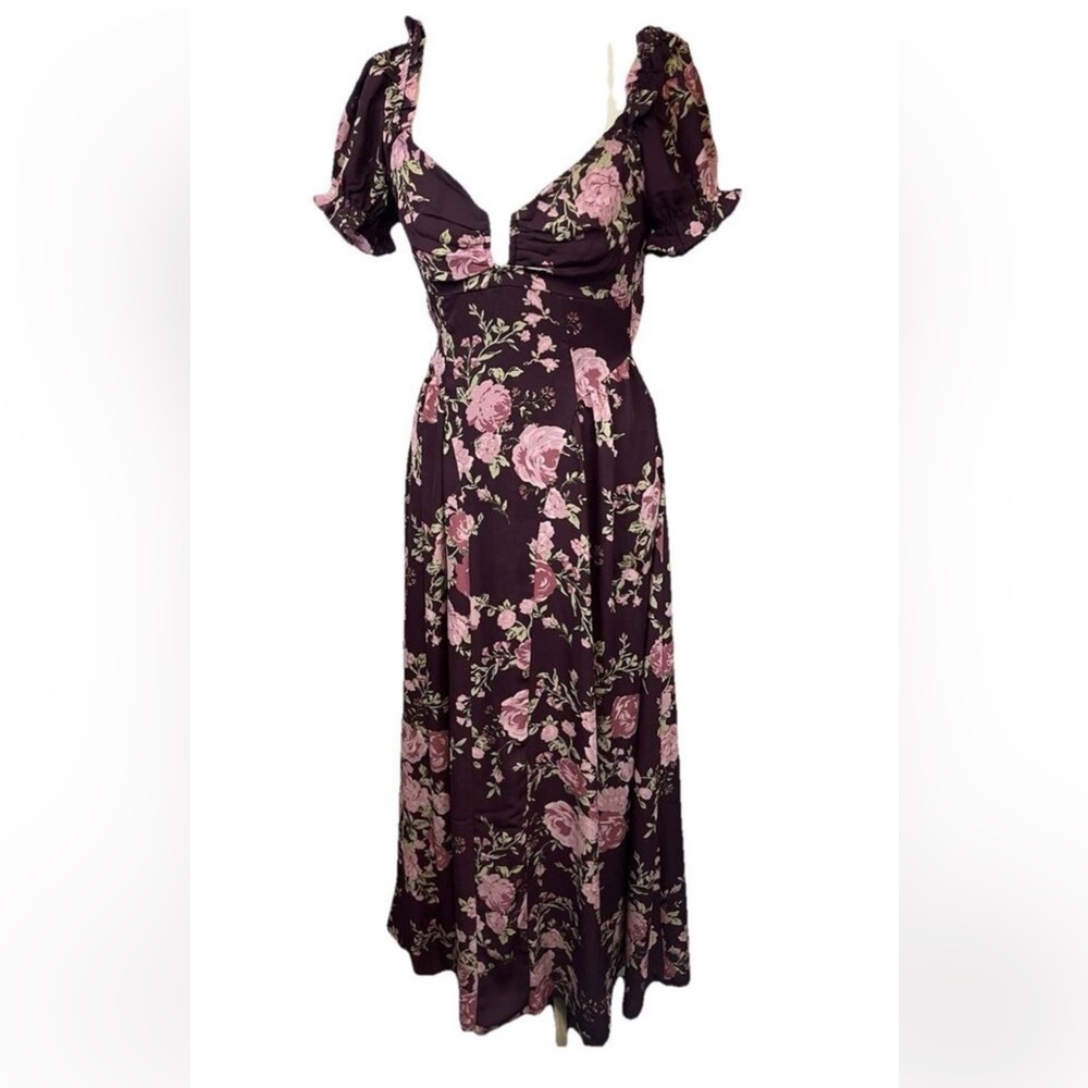 Chic Floral Midi Dress in Purple